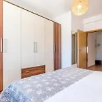 Family Friendly House With A Swimming Pool Vrpolje, - 24345 Semesterbostad Šibenik