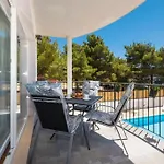 Family Friendly House With A Swimming Pool Vrpolje, - 24345 *