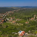 Family Friendly House With A Swimming Pool Vrpolje, - 24345