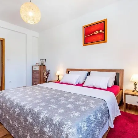 Family Friendly House With A Swimming Pool Vrpolje, - 24345 Nyaraló *