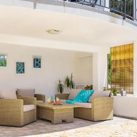 Family Friendly House With A Swimming Pool Vrpolje, - 24345 Σίμπενικ