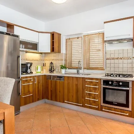 Family Friendly House With A Swimming Pool Vrpolje, - 24345