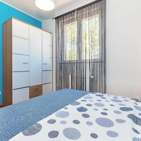 Family Friendly House With A Swimming Pool Vrpolje, - 24345 Nyaraló Šibenik