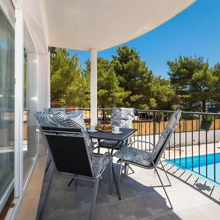 Family Friendly House With A Swimming Pool Vrpolje, - 24345 *