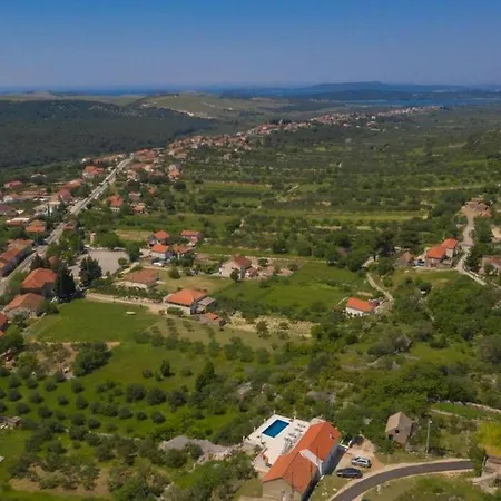 Family Friendly House With A Swimming Pool Vrpolje, - 24345